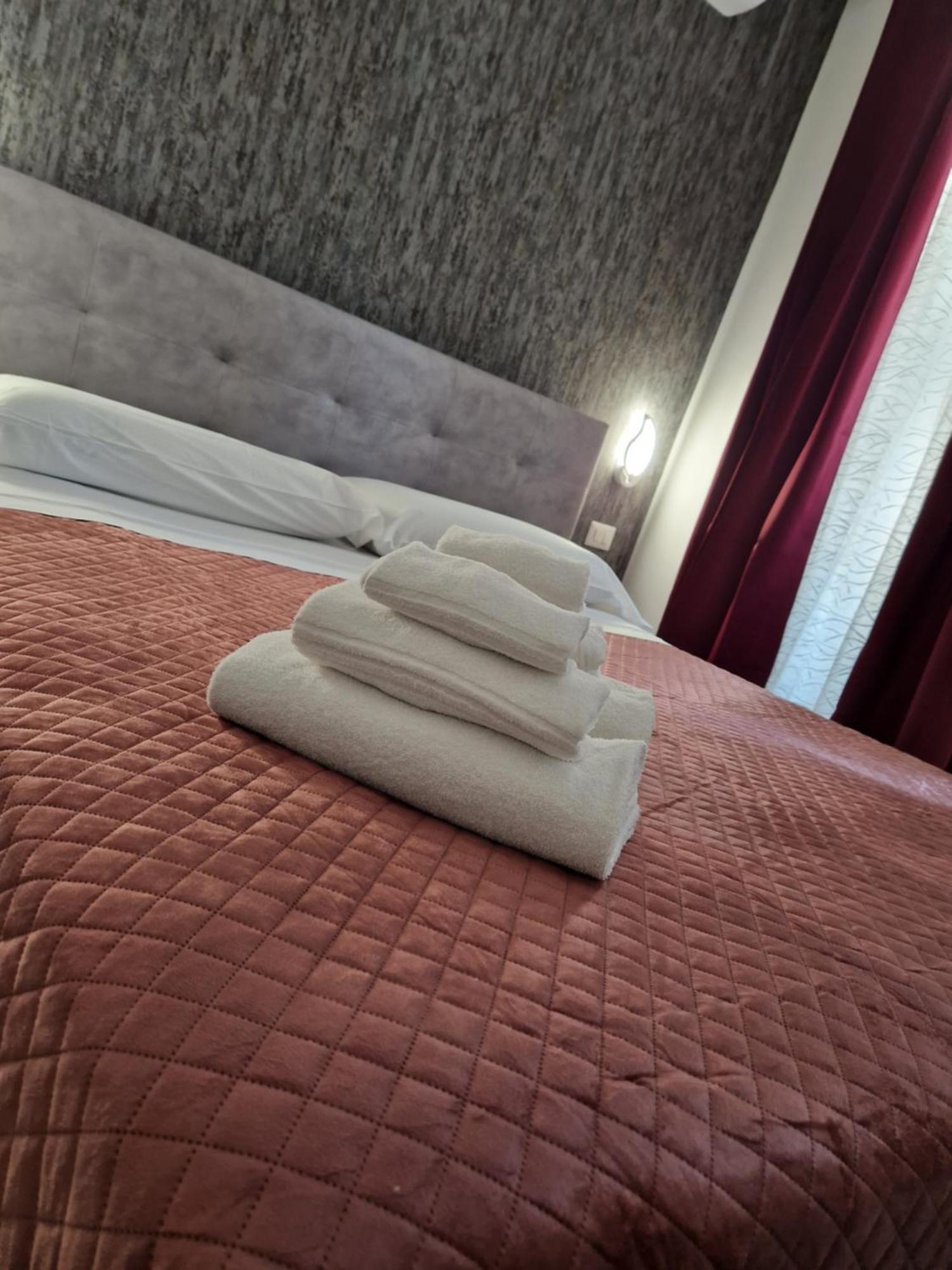 Hotel Eden Lamezia Terme Zewnętrze zdjęcie